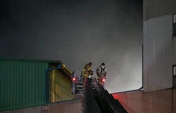 ފަސް ގަޑިއިރުވިއިރު ވެސް އަލިފާންގަނޑު ނިއްވާނުލެވޭ