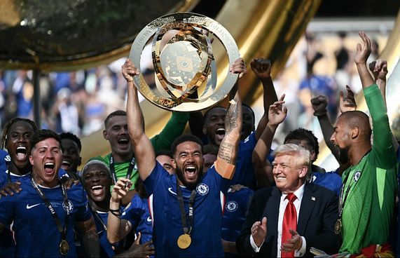 ޓްރަމްޕް ދުރަށްވަޑައިނުގެންނެވި، ބޭނުންވީ އުފާފާޅުކުރައްވަން