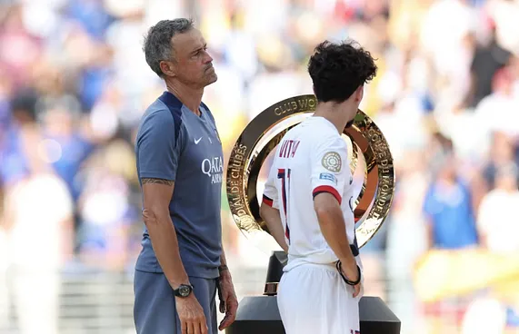 އެންރީކޭ ބޭނުންވި ގޮތަށް ޕީއެސްޖީ އާއި ޗެލްސީ ކުރިމަތިލާން ޖެހިއްޖެ