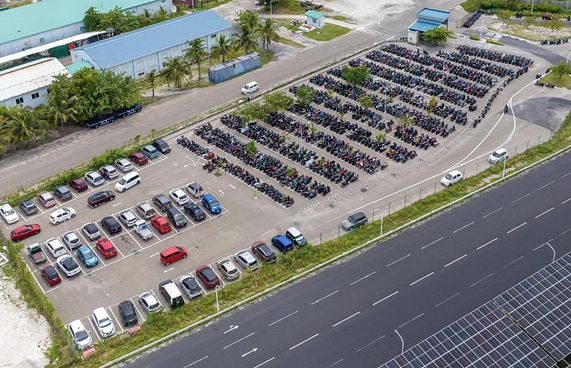 ވީއައިއޭގެ ޕާކިން ބުރާސްފަތި ދުވަހުން ފެށިގެން ބަންދު!