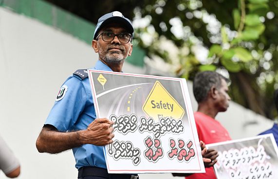 މިދިޔަހަފުތާގައި 154 މީހެއްގެ ލައިސަންސް އަތުލައިފި