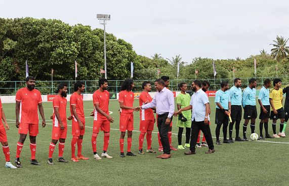 ލ.އަތޮޅު މުބާރާތާއެކު ގޯލްޑް ކަޕް ކޮލިފައިން ފަށައިފި