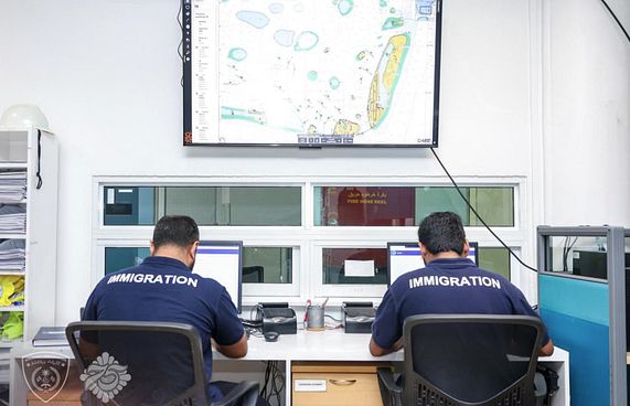 އިމިގްރޭޝަން ޑިޖިޓަލައިޒްވެ، އީ-ވިސާ ޖަހަން ފަށައިފި