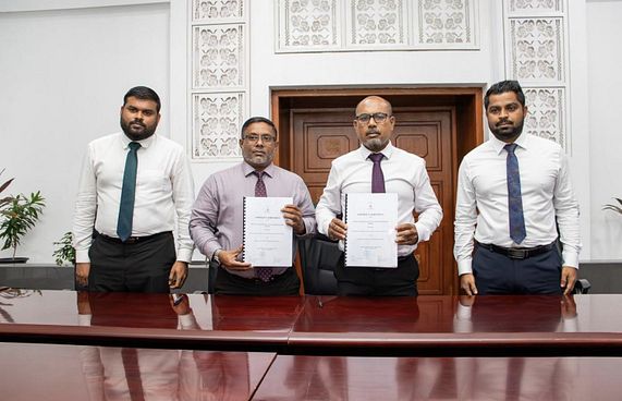 11 ރަށެއްގެ މަގުތައް ޒަމާނީ ފެންވަރަށް ހަދަނީ