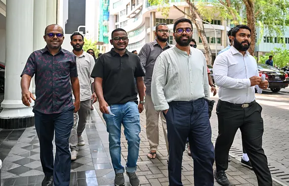 ޑޮކިއުމެންޓްރީއާގުޅޭ އަމުރަށް ތަބާވާން މީޑިއާއަށް އަންގައިފި