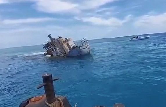 ޓޫރިޒަމް ކުރިއަރުވަން މާމިގިލީ ކައިރީ ޝިޕްރެކެއް