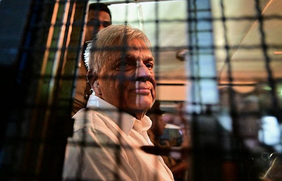 "ރަނިލް ހައްޔަރުކުރީ އަލުން ވެރިކަމަށް އަޔަނުދޭން"