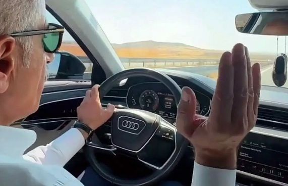 ބާރަށް ދުއްވި، ތުރުކީ ޓްރާންސްޕޯޓް މިނިސްޓަރު ޖޫރިމަނާ