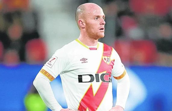 ބާސާއާ ޖެހުނީމަ ރެފްރީންނަށް ގޯސް ހެދެންވީ ކީއްވެ؟