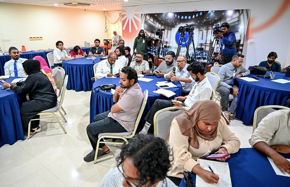 40 މީޑިއާއަކަށް 27 މިލިއަން ދޫކޮށްފި