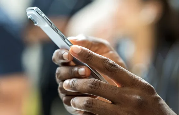 އިންނަން ވައުދުވުމުން ދިން ފޯނު ހޯދަން ކޯޓަށް