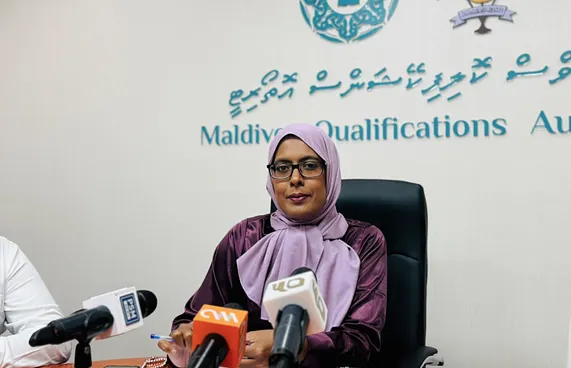 ބޭރަށް ކިޔަވަން ދިއުމުގެ ކުރިން އަމިއްލައަށް ލިޔުން ހޯދޭނެ