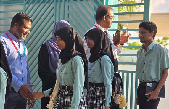 3،200 ދަރިވަރުންނާއެކު އޭލެވެލްގެ ކިޔެވުން ފަށައިފި