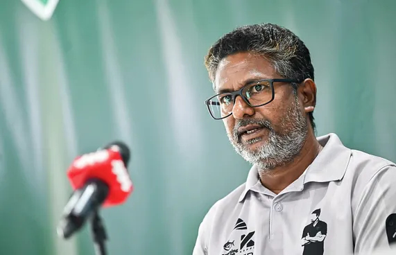 އީގަލްސް ތައްޔާރެއް ނޫން، ފިޓެއްވެސް ނޫން: ނިމާ