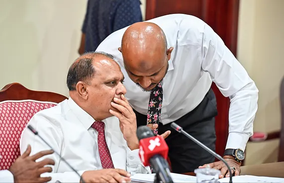 ދެ އިންތިހާބު އެއްކޮށްލަން ކޮމިޓީން ބިލު ފާސްކޮށްފި
