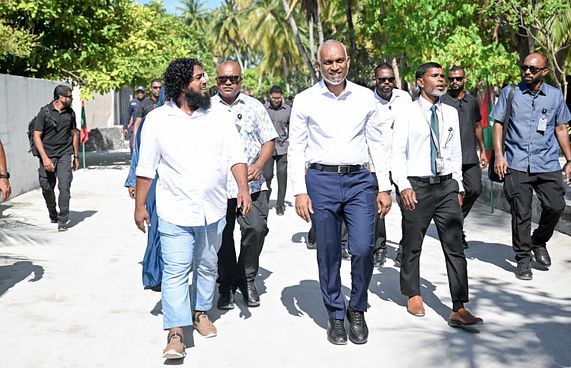 ދަރަނބޫދު އަށް އިތުރު ގިނަ މަޝްރޫއުތަކެއް