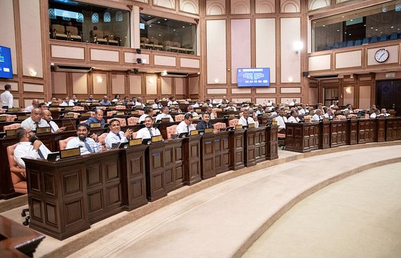 މަޖިލީހުން ގާނޫނީ ޒިންމާ އަދާކުރުން ގައުމީ މައްސަލައެއް؟