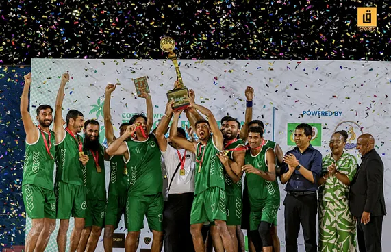 ލަންކާ ބަލިކޮށް ޕާކިސްތާނުން ޗެމްޕިއަންކަން ހޯދައިފި