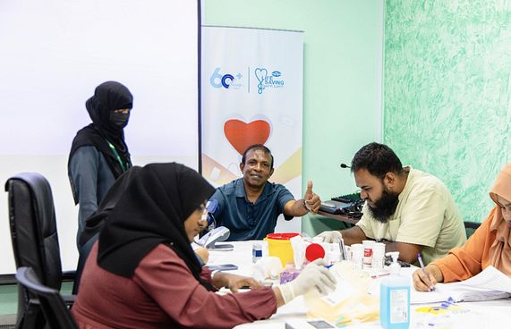 އެލިއާގެ މުވައްޒަފުން މި އަހަރު ވެސް ލޭ ހަދިޔާކޮށްފި