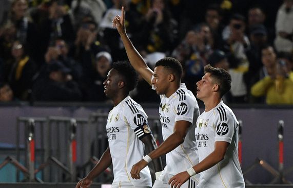 ކަޒަކިސްތާނުގައި އެމްބާޕޭގެ ހެޓްރިކެއް