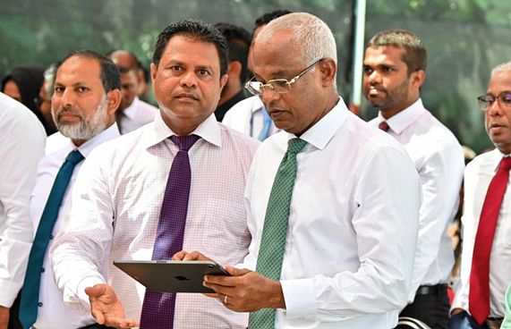 ފެނަކައިގެ ފައިސާއެއްގައި ނުޖެހެން: އިބޫ