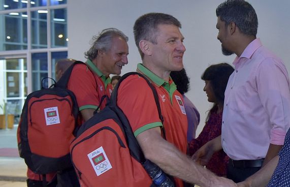 ރާއްޖޭގެ މެޗަށް ނުކުންނަން ގެލާއަށް ފުރުސަތެއް ނުލިބުނު