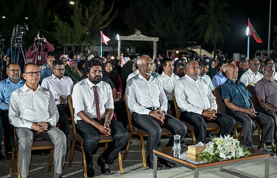 "ރައީސް މުއިއްޒަށް ވުރެ އިހްލާސްތެރި ވެރިއަކު ނެތް"