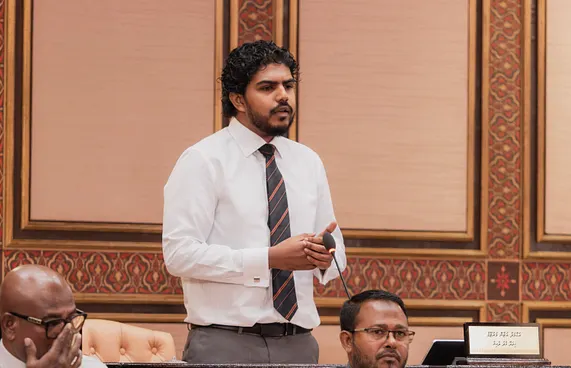 "އިދާރާތަކުގެ ވެރިންގެ މާލީ ބަޔާން އާއްމުކުރަން ޖެހޭ"