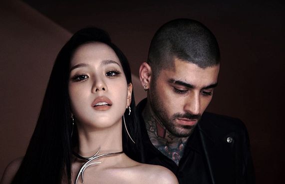 ޖިސޫ އާއި ޒޭން މާލިކް އެކުގައި ލަވައެއް ކުޅެނީ