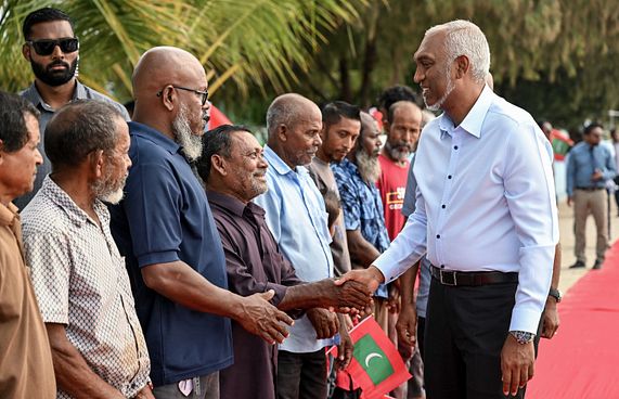 އަންނަ އަހަރު ނިމޭއިރު ހުރިހާ ރަށެއްގައި ޓެސްޓުހެދޭނެ