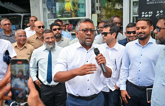 ހިތަށްވީ ތަދުގެ ބަދަލުހޯދަން އުޅެގެން ކުރިއެރުމެއް ނެތް