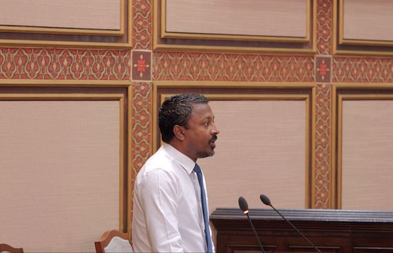 އަބުރުގެ ގާނޫނުގެ ބިލް މަޖިލީހުގެ މިދައުރަށް ހުށަހަޅަނީ