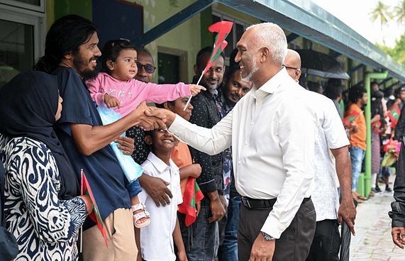 "ރައްޔިތުން ބޭނުންވާ ކަންކަން ކޮށްދެވުމަކީ އުފަލެއް"