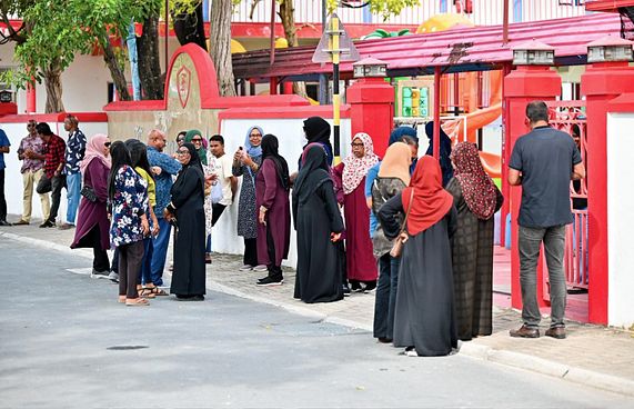 އައްޑޫ ވޯޓު: މަދު ބަޔަކު ނުކުމެ ގޮތް ނިންމީ ކީއްވެ؟