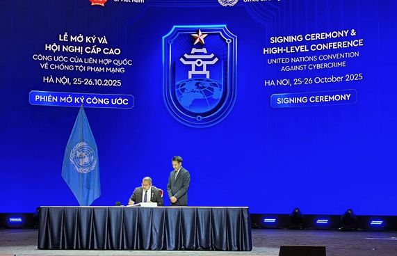 ސައިބަކްރައިމްއާ ދެކޮޅު މުއާހަދާގައި ރާއްޖޭން ސޮއިކޮށްފި