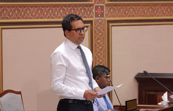 ސިޔާސީ ސުވާލުތަކަށް ސައީދު ދެއްވީ ސިޔާސީ ރައްދެއް