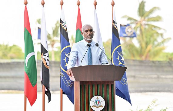 ވަރުގަދަ އަސްކަރީ ބާރެއް އޮންނަންޖެހޭ: ރައީސް