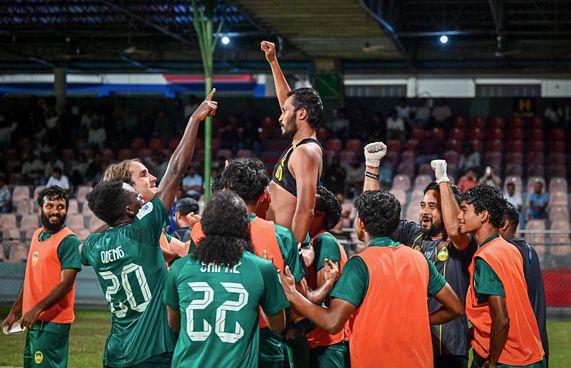 ކީޕަރު ކައިރިން ނައްޓާފައި ހަމްޕު މާޒިޔާ މޮޅުކޮށްދީފި