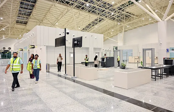 ހަނިމާދޫ އެއާޕޯޓުގެ އޭވިއޭޝަން ސެކިއުރިޓީއަށް މީހުން ހޯދަނީ