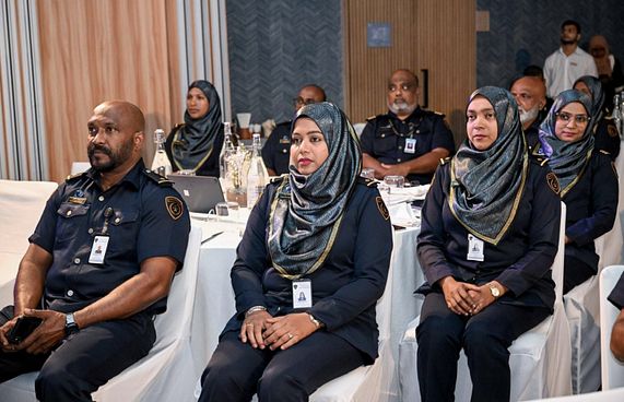 އެއްކޮށް ޑިޖިޓަލައިޒްވެ އިމިގްރޭޝަނަށް އިންގިލާބެއް