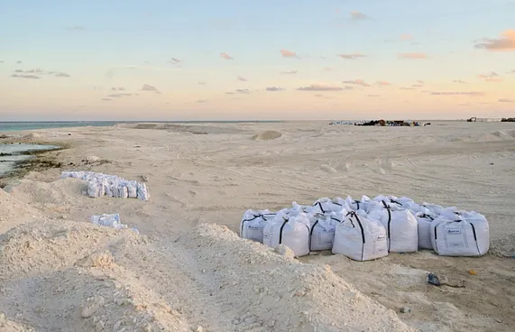 ގިރާވަރުފަޅުގެ ގޯތިތަކުގެ ގުރު ނެގުން ހޮނިހިރު ދުވަހު