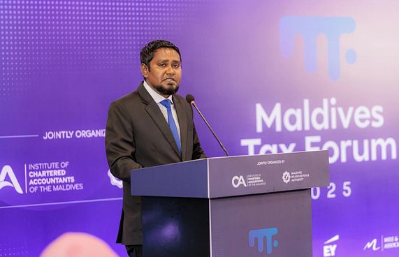 އެކައުންޓިން ދާއިރާގެ ބޮޑު ދެ ފޯރަމެއް ރާއްޖޭގައި