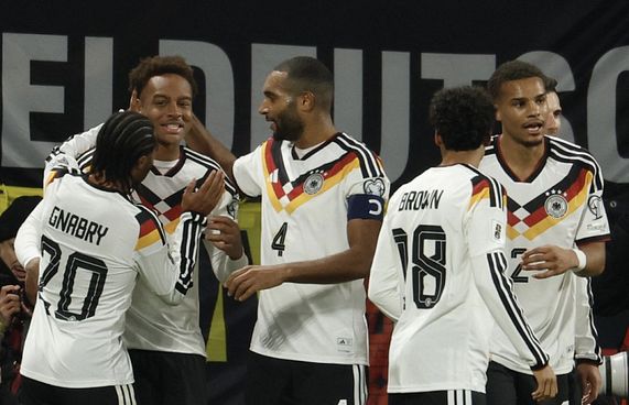 ޒުވާން އައްސާންގެ ގޯލާ އެކު ޖަރުމަން ވޯލްޑް ކަޕަށް