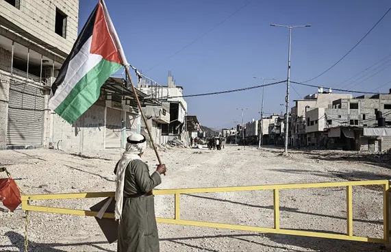 ހުޅަނގު އައްސޭރިން ބައެއް އިޒްރޭލަށް ނެގުމާ ޓްރަމްޕު ދެކޮޅު