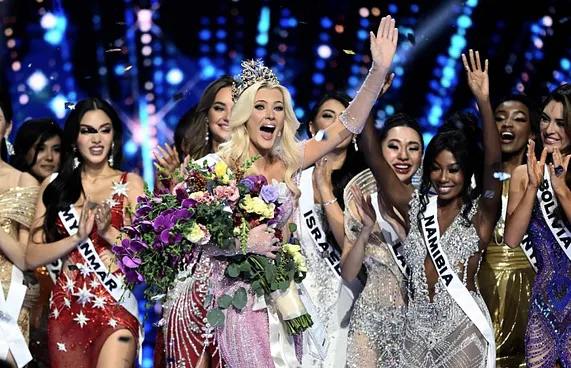 މިސް ޔުނިވާސްގެ ދެ ފަނޑިޔާރަކު މުބާރާތުން ވަކިވެއްޖެ