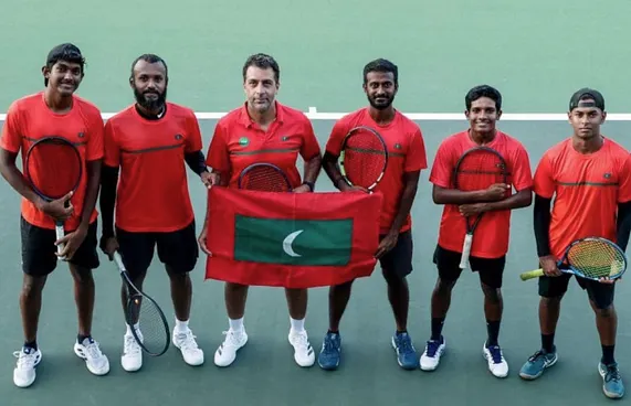 ޑޭވިސް ކަޕްގެ ގުރޫޕްގެ އެއްވަނަ ރާއްޖޭން ހޯދައިފި