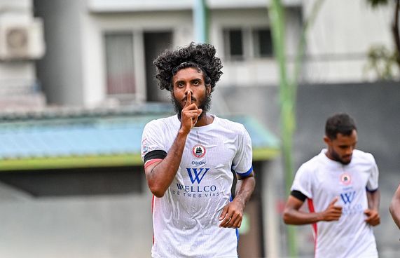 އިއްބެގެ ގޯލުން ނިއު ބަލިކޮށް އޮޑި ދެވަނައަށް