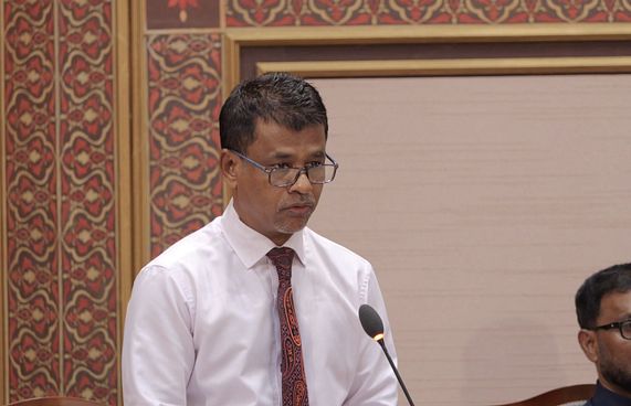 ރާއްޖޭގައި ބޭސް އުފެއްދުމުގެ ފުރުސަތު އެބައޮތް: ނާޒިމް