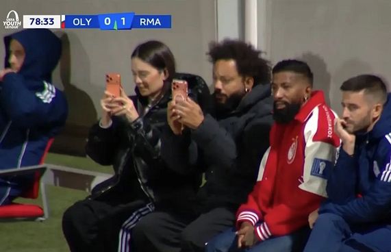 އެންޒޯގެ ހާއްސަވަގުތު މާސެލޯގެ ދެމަފިރިންނަށް ސަމާލުކަން