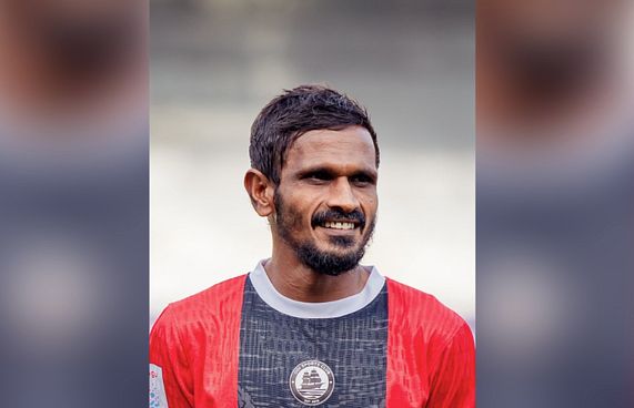 އެމްއާރްއައިއިން ނޯމަލް، ހޮކޭ ހޮސްޕިޓަލުން ދޫކޮށްލައިފި